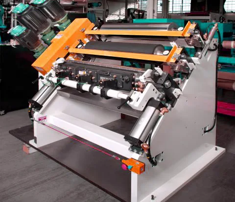 Offset gravure roller coating machine